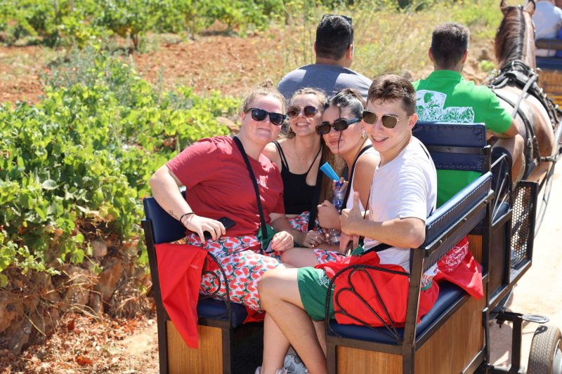 La presentació i l’entrada de la murta aporten l’ambient a l’arranc de les festes de Llíber La presentació i l’entrada de la murta aporten l’ambient a l’arranc de les festes de Llíber